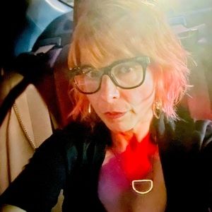 Meet your Posher, Dana